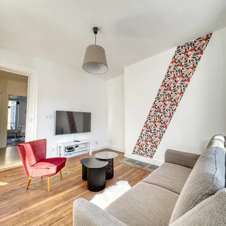 The Cathedral View * Reims